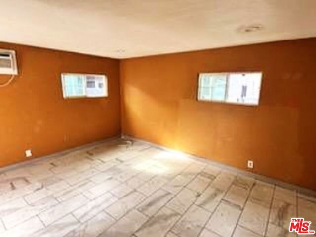 1150 E 80th Street, Los Angeles, CA 90001