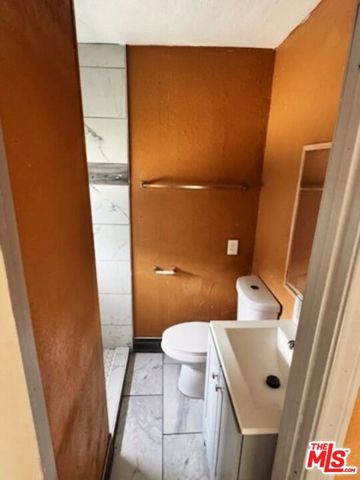 1150 E 80th Street, Los Angeles, CA 90001