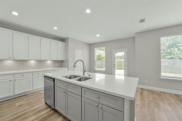 8167 Wooded Terrace Lane, Humble, TX 77338