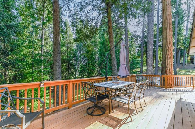 26321 Golf Links Dr, Pioneer, CA 95666