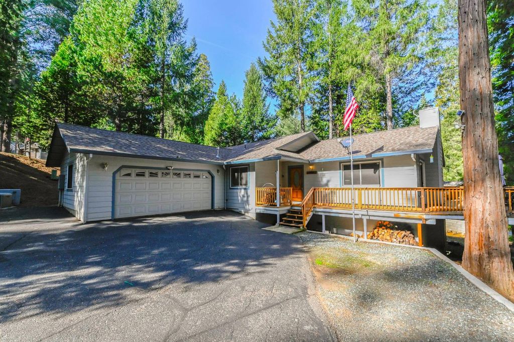 26321 Golf Links Dr, Pioneer, CA 95666