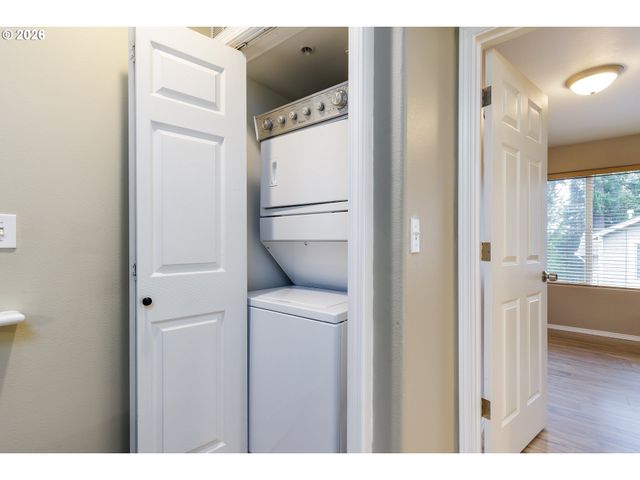 14170 Sw BARROWS Rd 3, Tigard, OR 97223