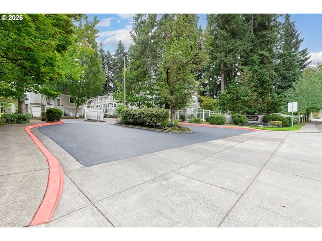 14170 Sw BARROWS Rd 3, Tigard, OR 97223