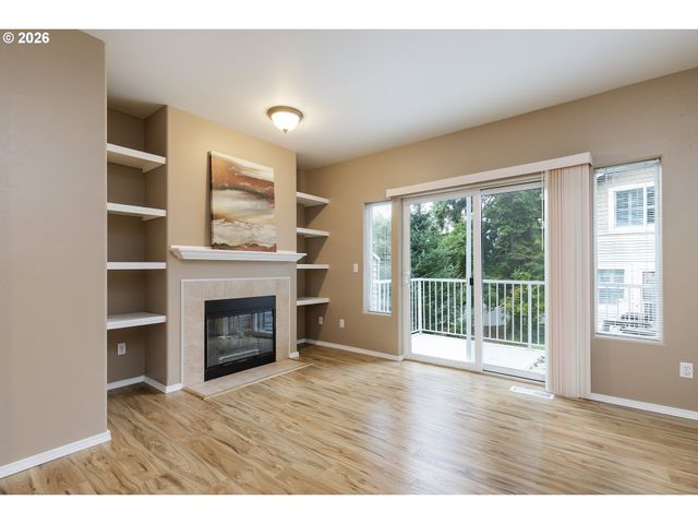 14170 Sw BARROWS Rd 3, Tigard, OR 97223