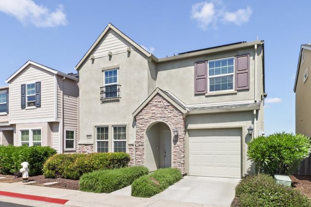 8167 Weeping Willow Ln, Sacramento, CA 95828