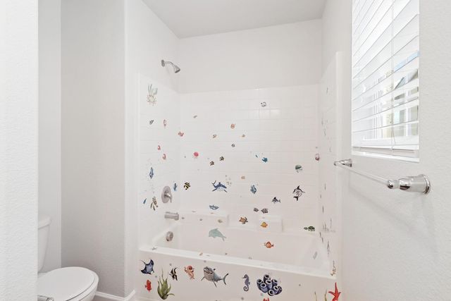 8167 Weeping Willow Ln, Sacramento, CA 95828