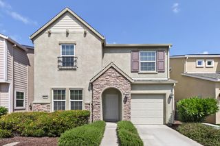 8167 Weeping Willow Ln, Sacramento, CA 95828
