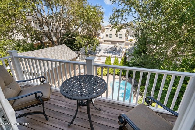 225 4th Street, Beach Haven, NJ 08008