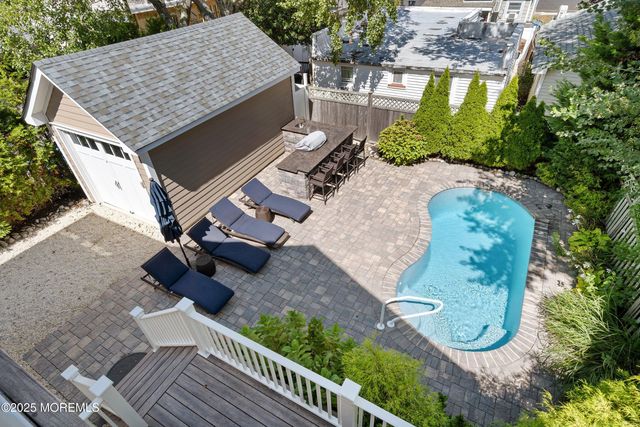 225 4th Street, Beach Haven, NJ 08008