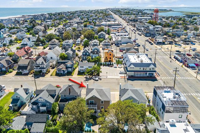 225 4th Street, Beach Haven, NJ 08008