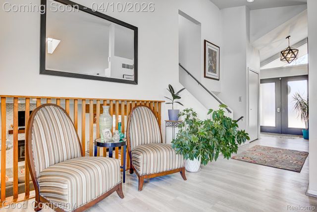 9526 Montgold Avenue, White Lake Charter Township, MI 48386