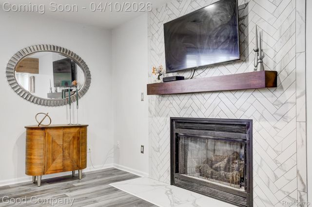 9526 Montgold Avenue, White Lake Charter Township, MI 48386