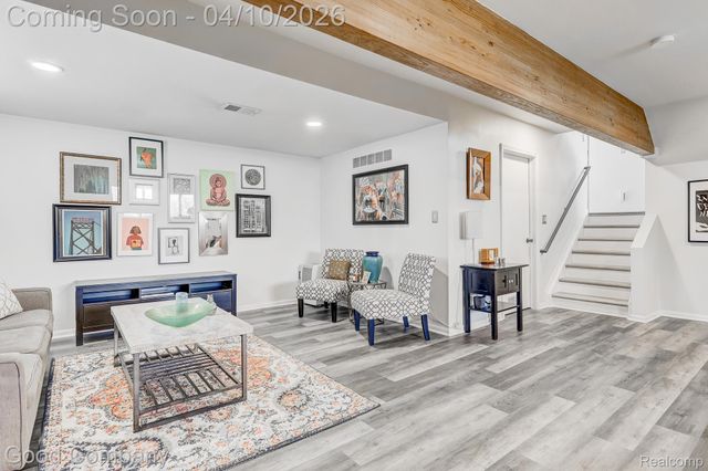 9526 Montgold Avenue, White Lake Charter Township, MI 48386