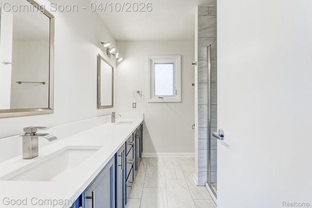 9526 Montgold Avenue, White Lake Charter Township, MI 48386