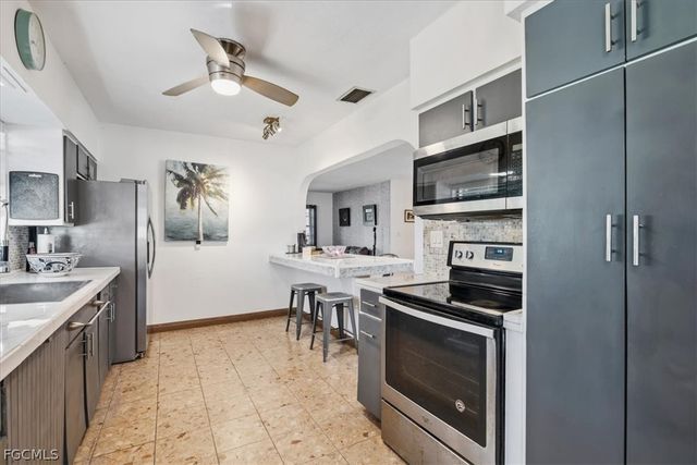 124 Leland ST SE, Port Charlotte, FL 33952