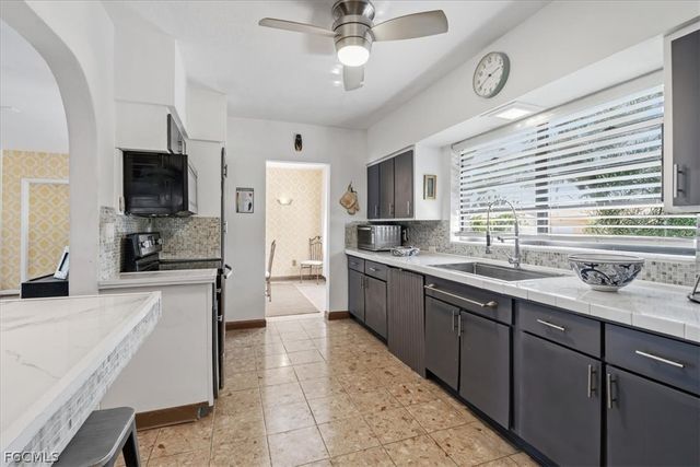 124 Leland ST SE, Port Charlotte, FL 33952