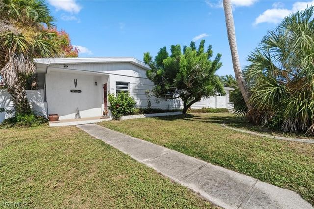 124 Leland ST SE, Port Charlotte, FL 33952