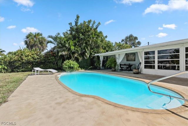 124 Leland ST SE, Port Charlotte, FL 33952