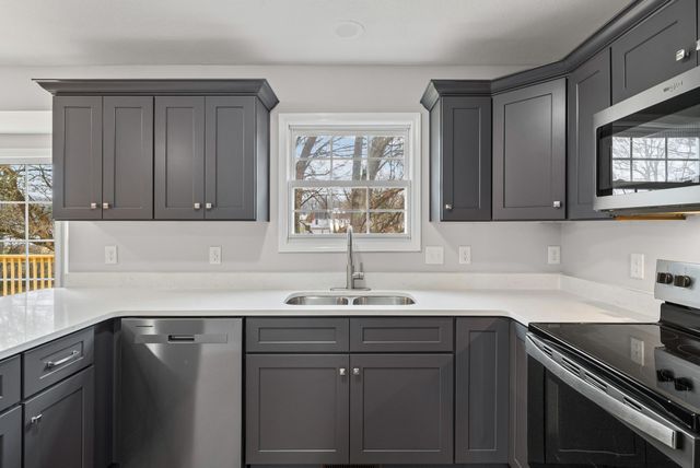 3118 Larson Ln, Clarksville, TN 37043