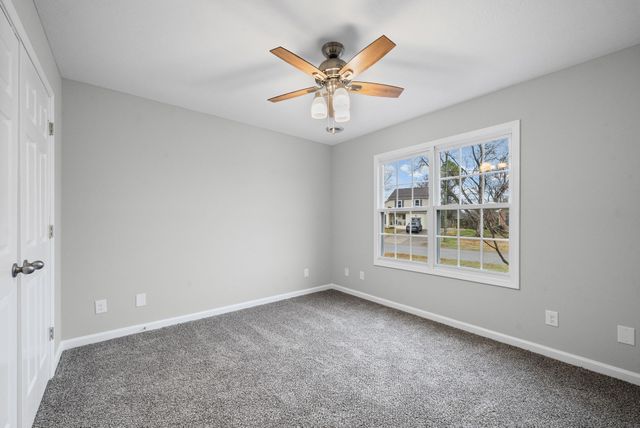 3118 Larson Ln, Clarksville, TN 37043