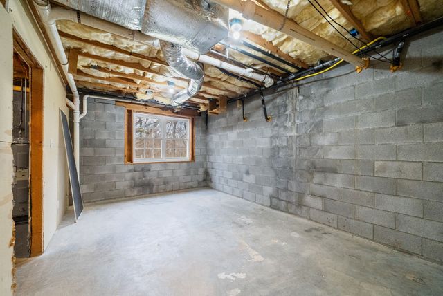 3118 Larson Ln, Clarksville, TN 37043