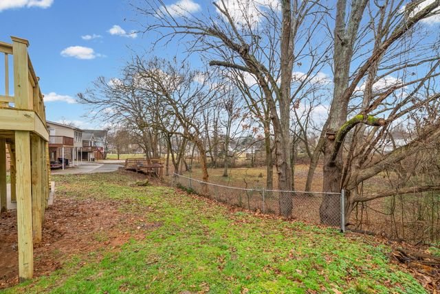 3118 Larson Ln, Clarksville, TN 37043