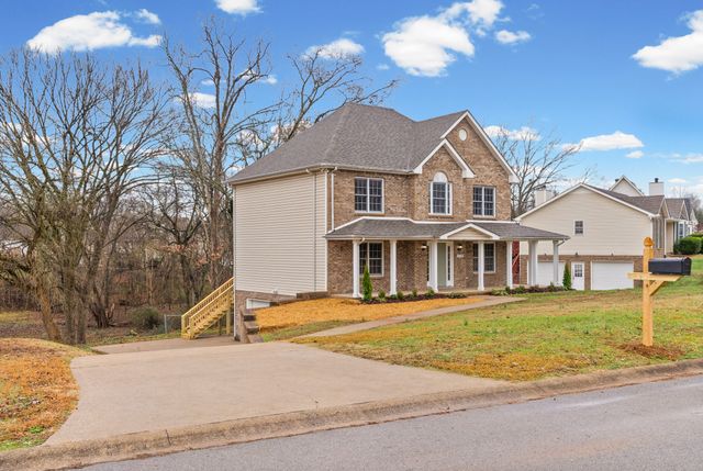 3118 Larson Ln, Clarksville, TN 37043