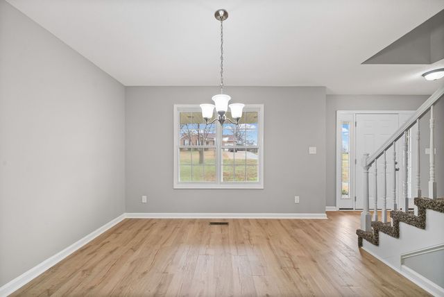 3118 Larson Ln, Clarksville, TN 37043