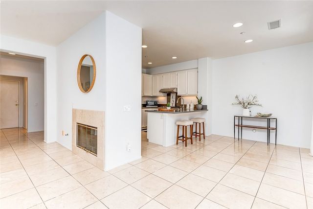 38 Daisy, Irvine, CA 92618