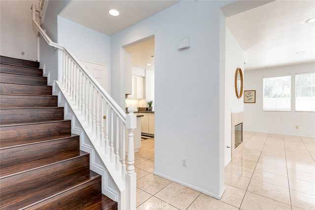 38 Daisy, Irvine, CA 92618