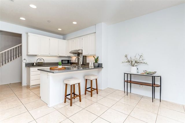 38 Daisy, Irvine, CA 92618