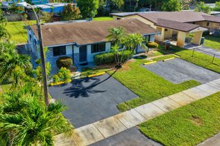 837 NW 41st Street A-b, Oakland Park, FL 33309