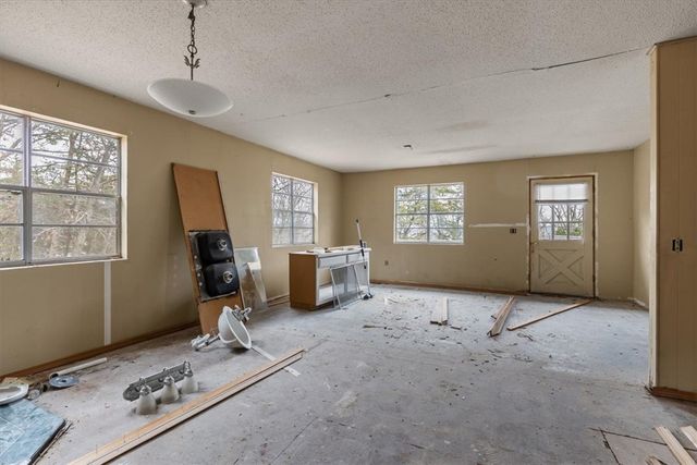 11579 Hickory Drive, Garfield, AR 72732