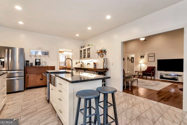 812 Covecrest Drive, Tiger, GA 30576