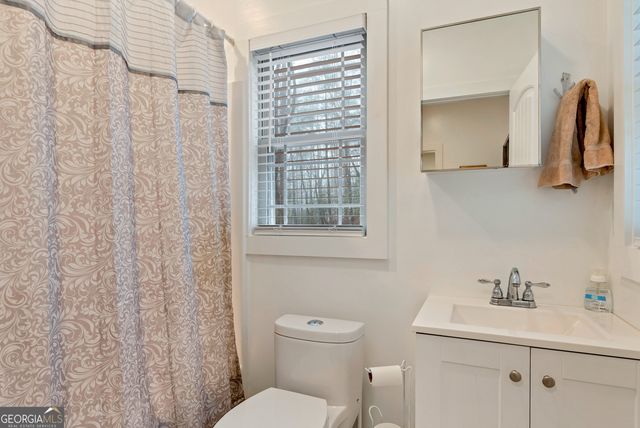 812 Covecrest Drive, Tiger, GA 30576