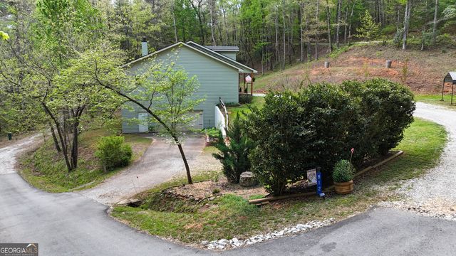 812 Covecrest Drive, Tiger, GA 30576