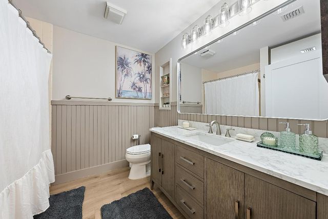 2805 Cuyahoga Lane, West Palm Beach, FL 33409