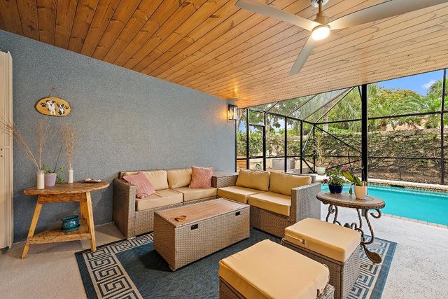 2805 Cuyahoga Lane, West Palm Beach, FL 33409