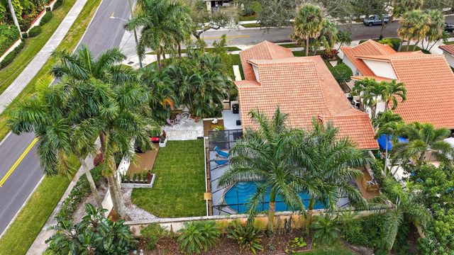 2805 Cuyahoga Lane, West Palm Beach, FL 33409