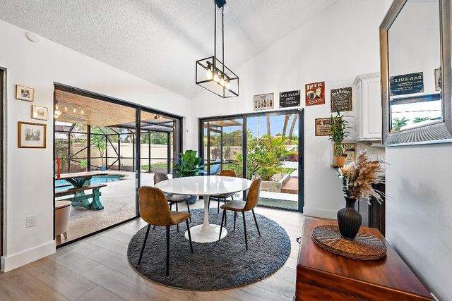 2805 Cuyahoga Lane, West Palm Beach, FL 33409