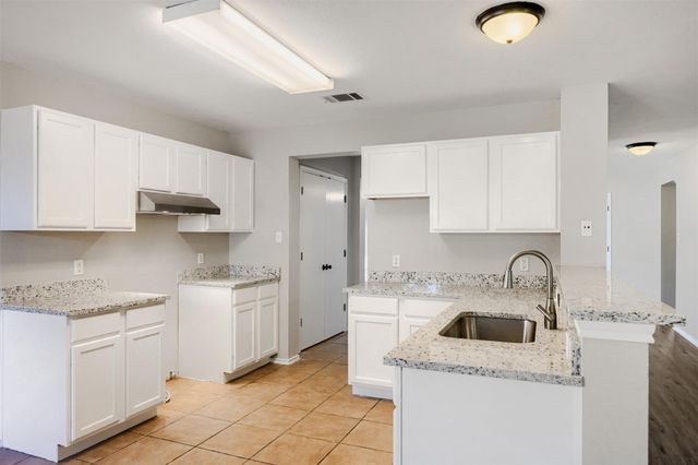 708 Pampas Ricas DR, Leander, TX 78641
