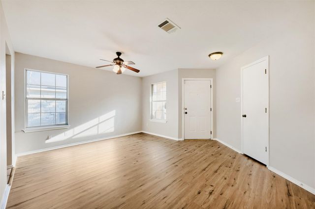 708 Pampas Ricas DR, Leander, TX 78641