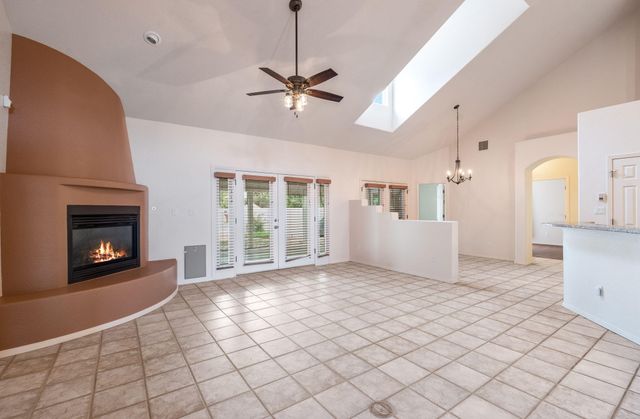 2505 Rio Orilla Lane NW, Albuquerque, NM 87120