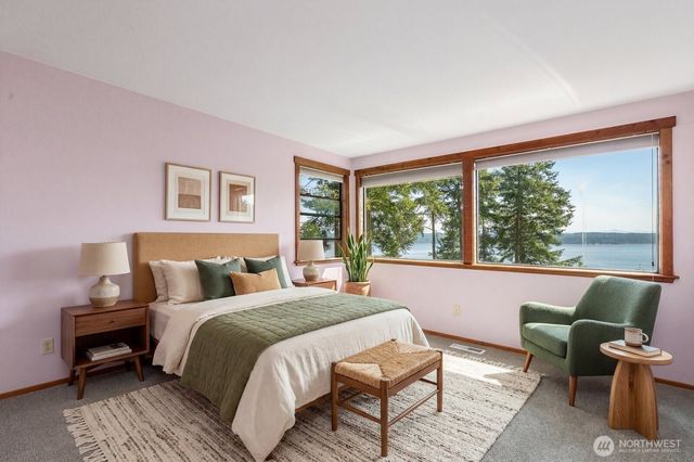 1975 North Bluff Road, Coupeville, WA 98239