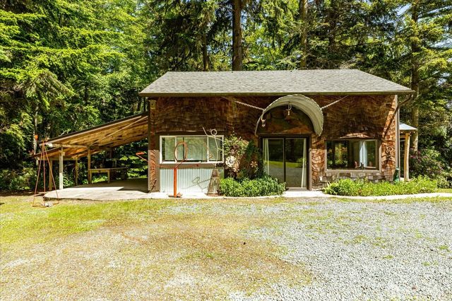 1975 North Bluff Road, Coupeville, WA 98239