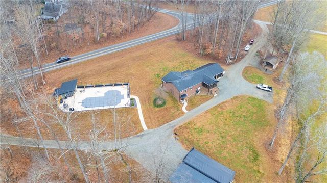 2567 Jones Drive, Mebane, NC 27302