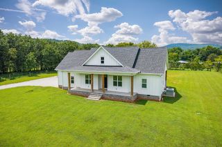 84 Tonys Ln, Mcminnville, TN 37110