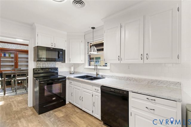 12324 Windsor Rd, Chester, VA 23831