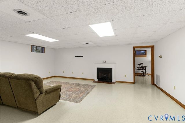 12324 Windsor Rd, Chester, VA 23831