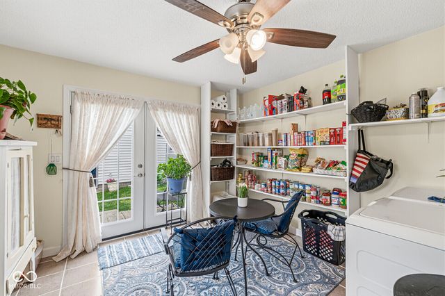 1329 S G Street, Elwood, IN 46036